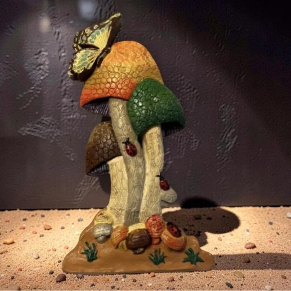 This vintage 1970s wall art chalkware or plaster mushrooms Wall decor Vintage - Picture 4 of 14